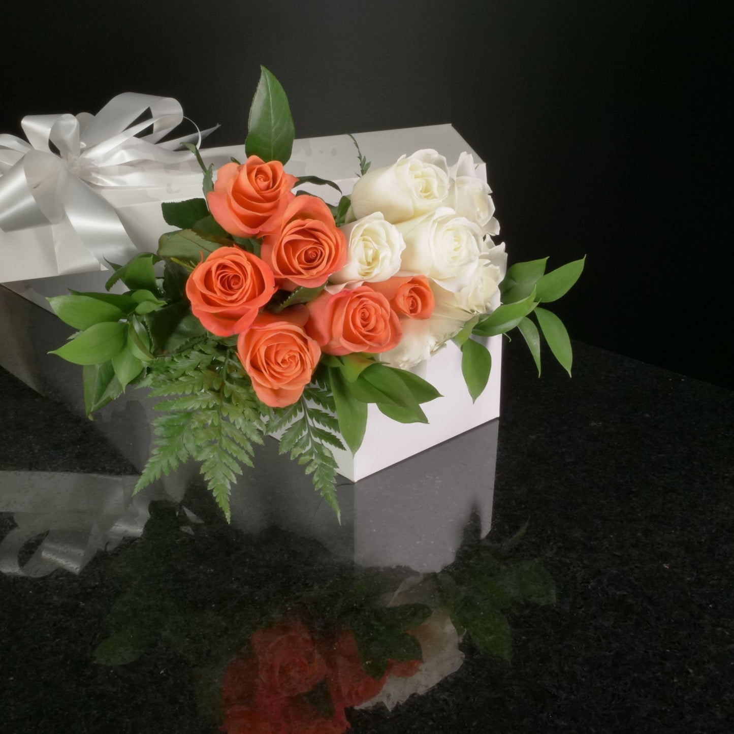 12 Roses / Boxed / Basic