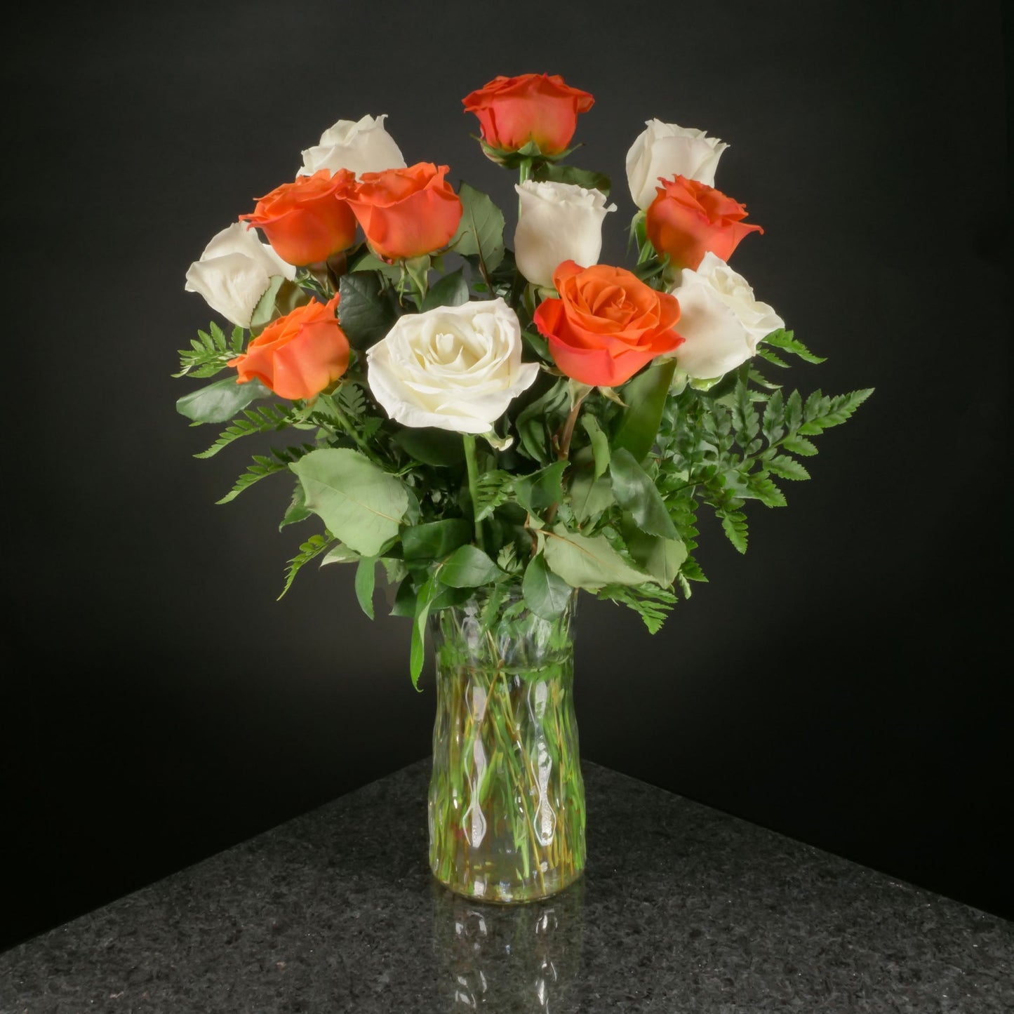 12 Roses / Vase / Basic