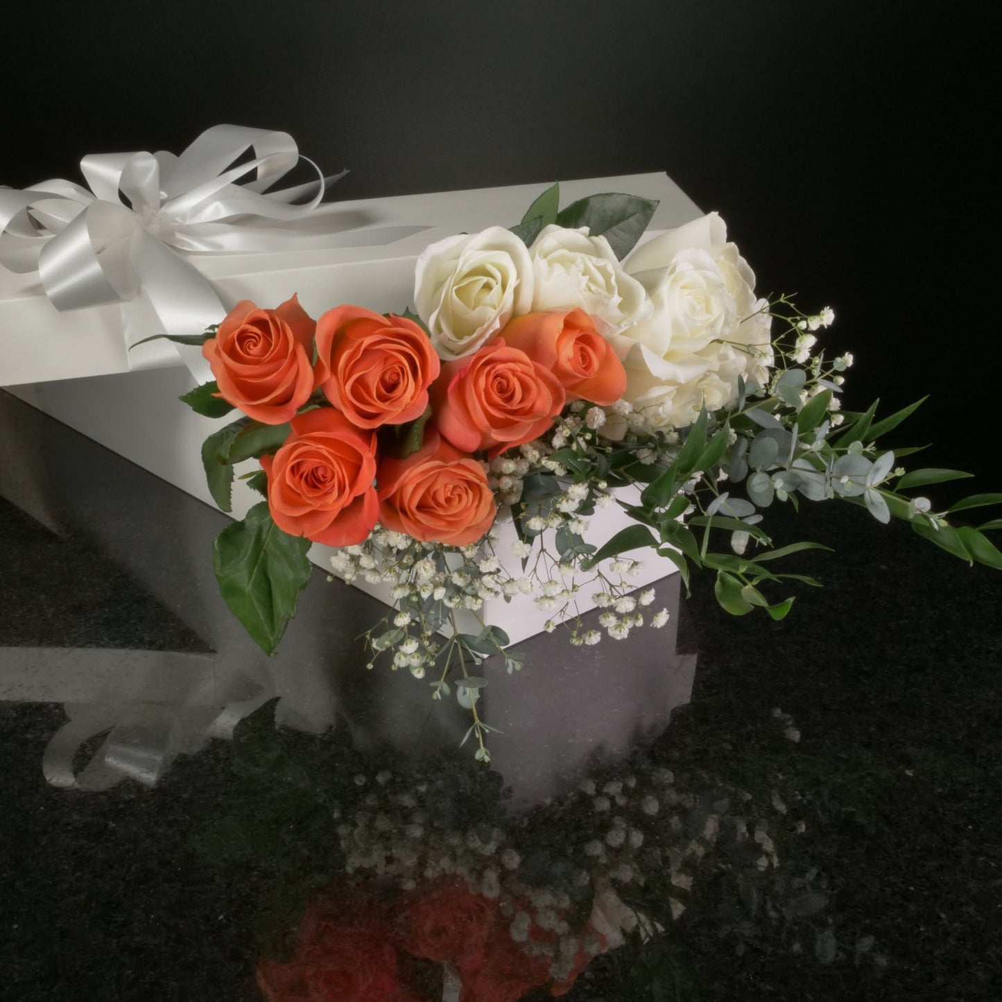 12 Roses / Boxed / Fancy