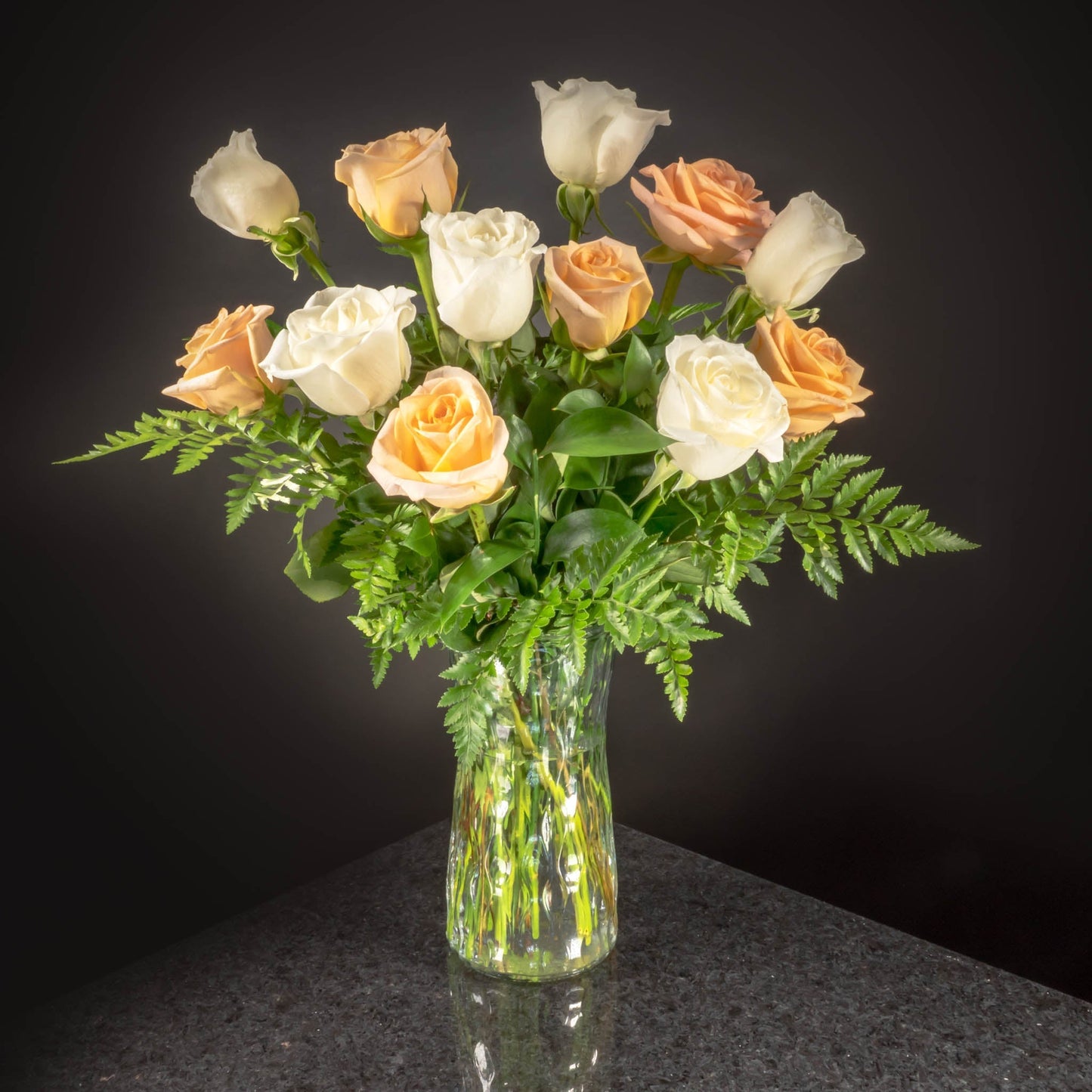 12 Roses / Vase / Basic