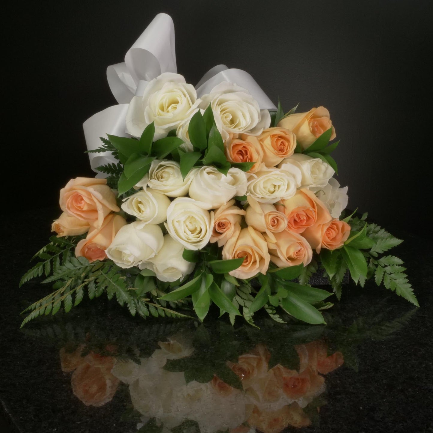 24 Roses / Hand-Tied / Basic