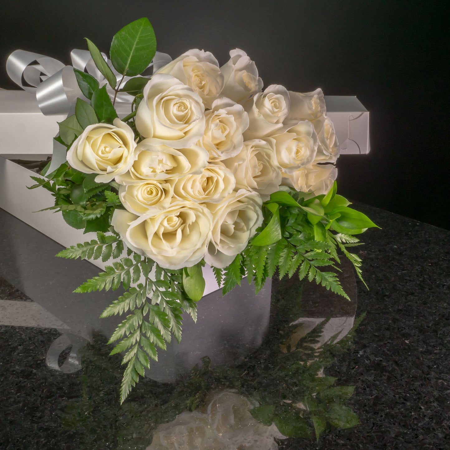 18 Roses / Boxed / Basic