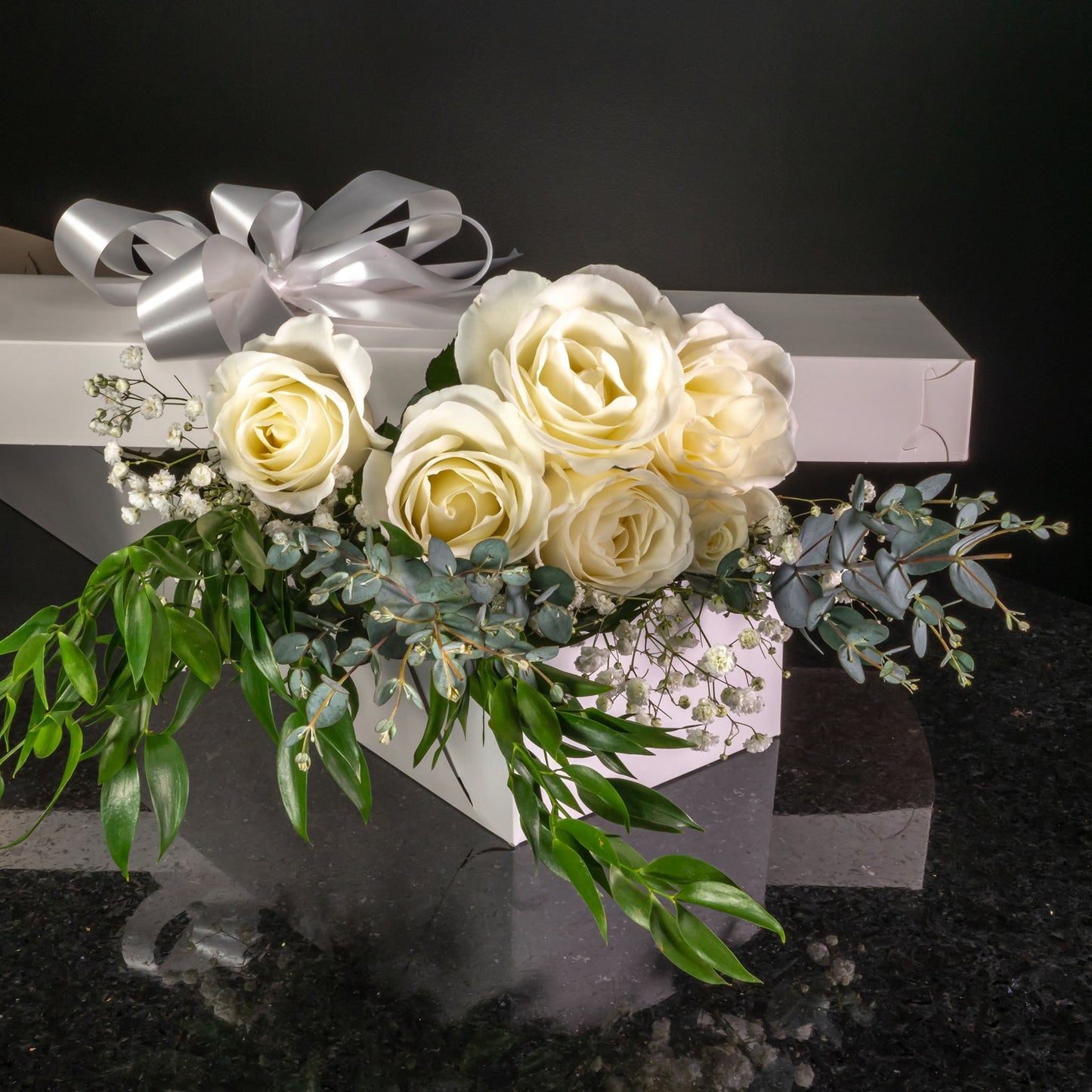 6 Roses / Boxed / Fancy