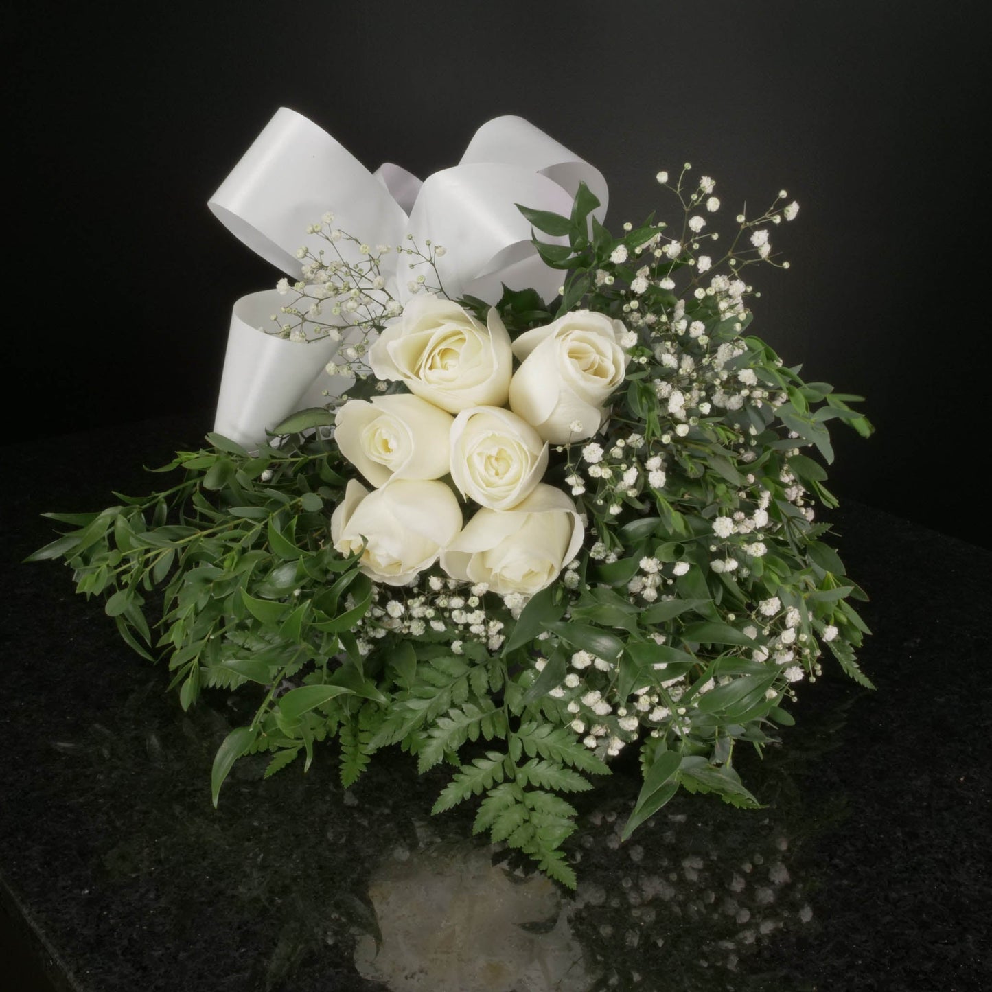 6 Roses / Hand-Tied / Fancy