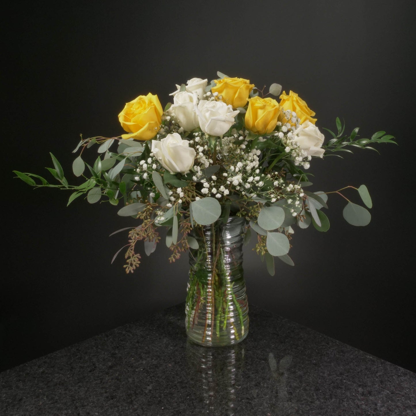 12 Roses / Vase / Fancy