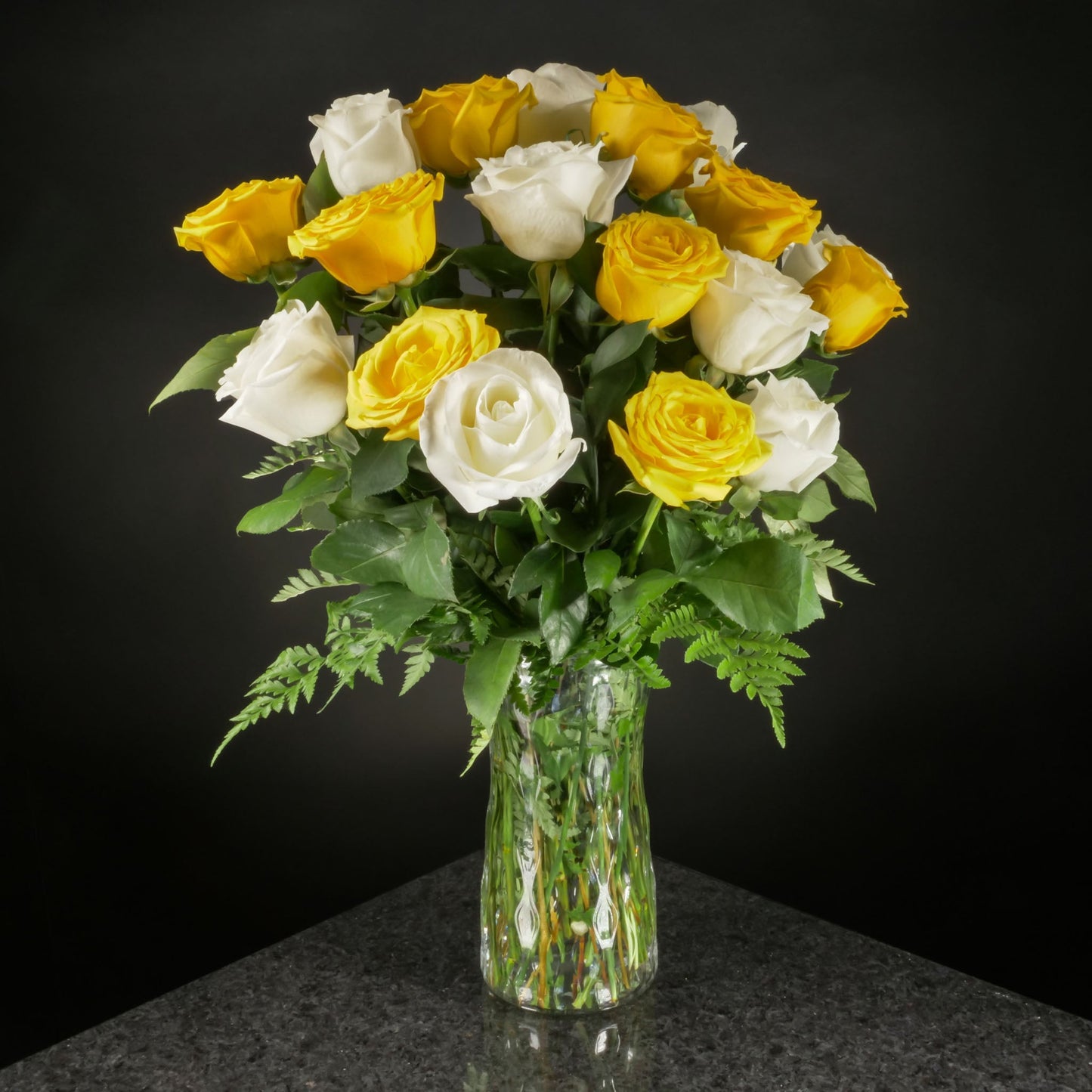18 Roses / Vase / Basic