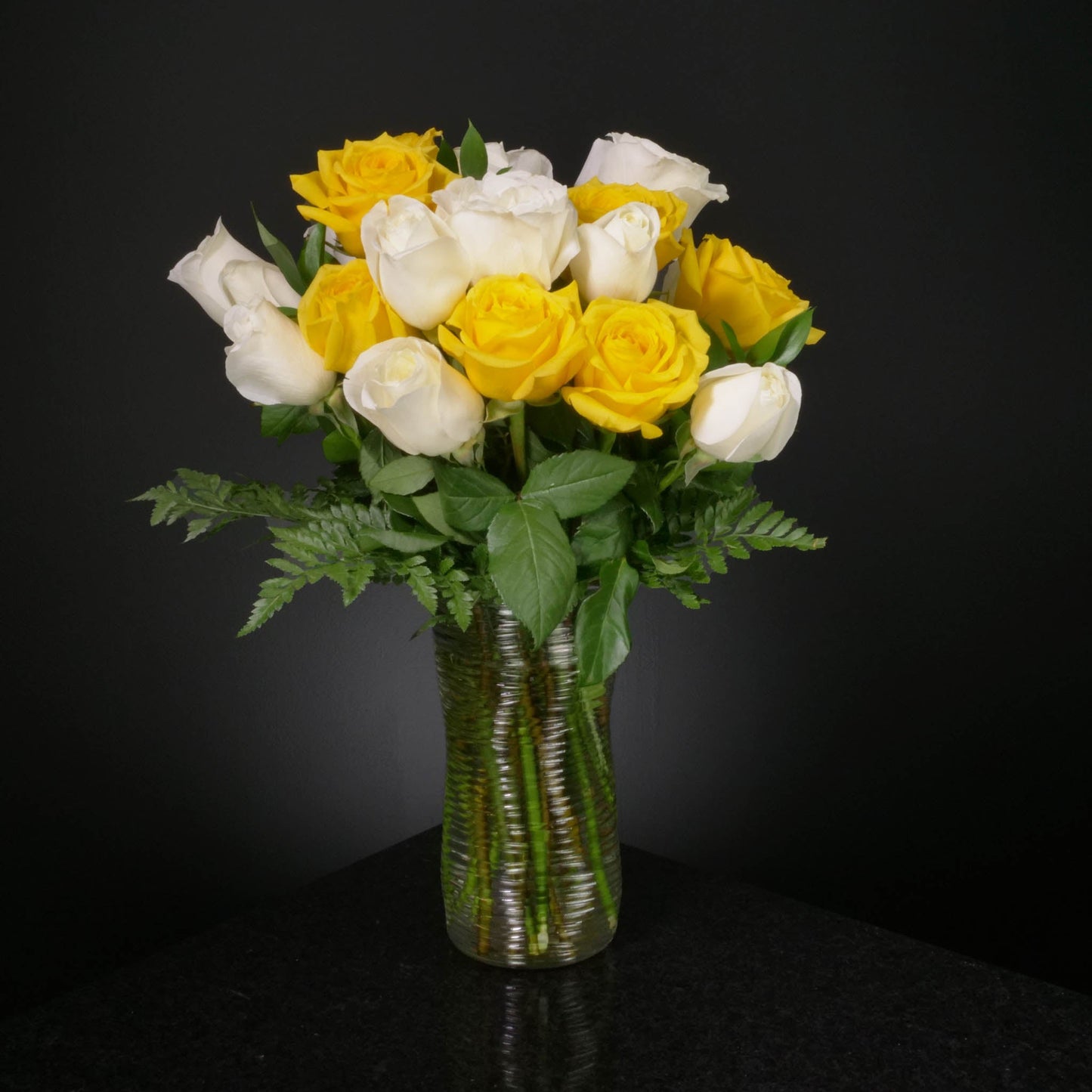 24 Roses / Vase / Basic