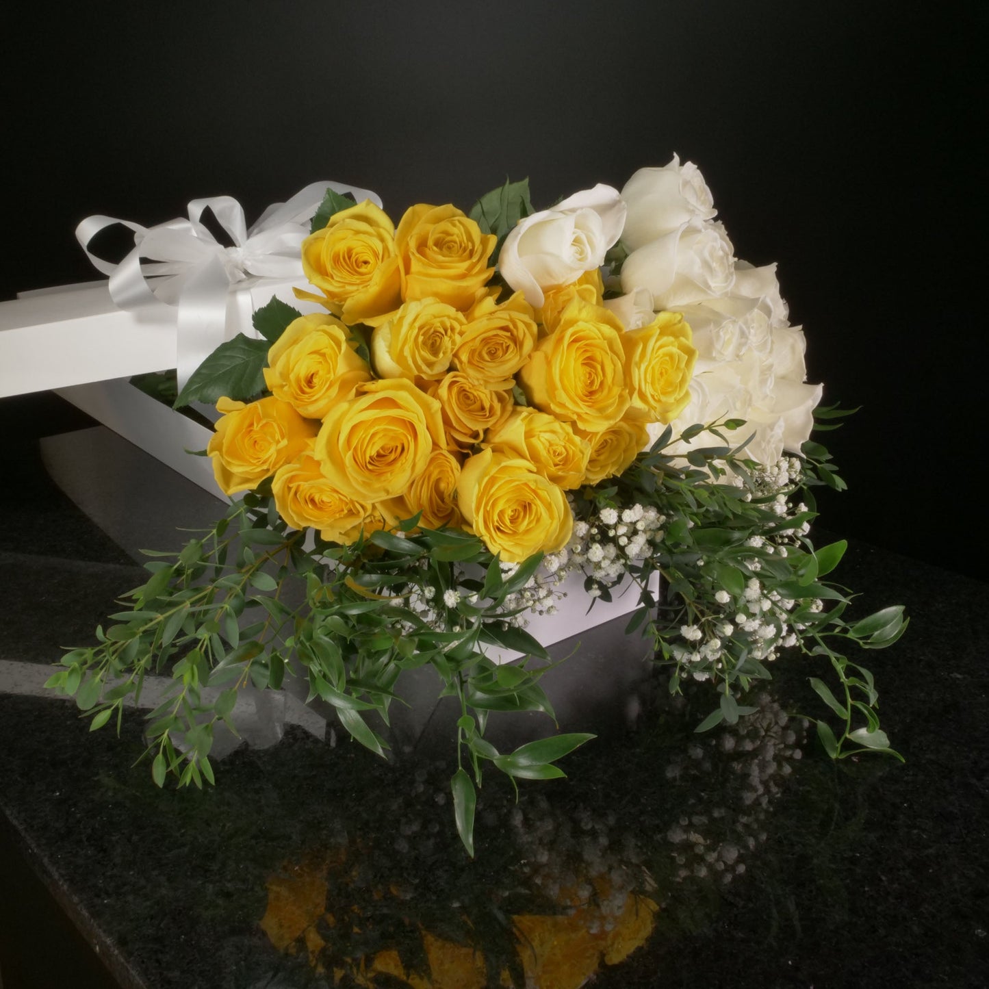 36 Roses / Boxed / Fancy