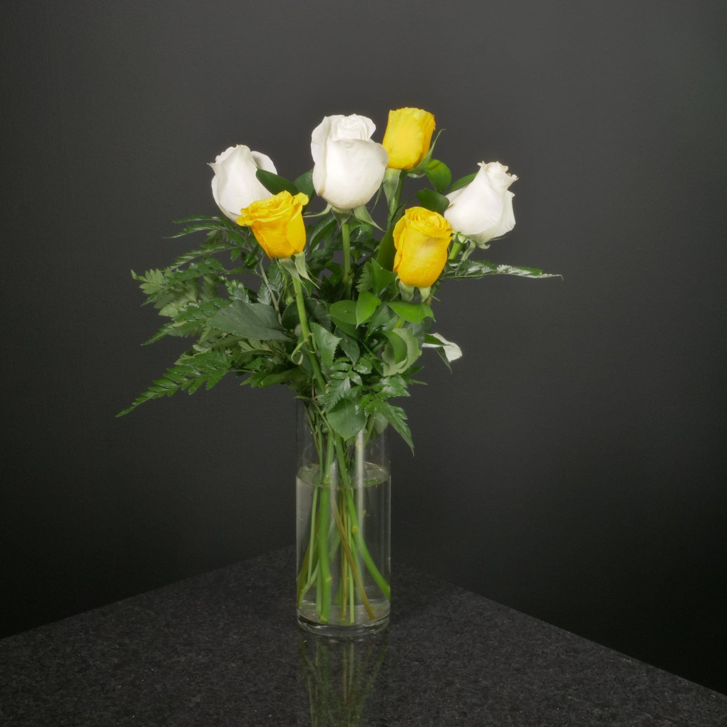 6 Roses / Vase / Basic