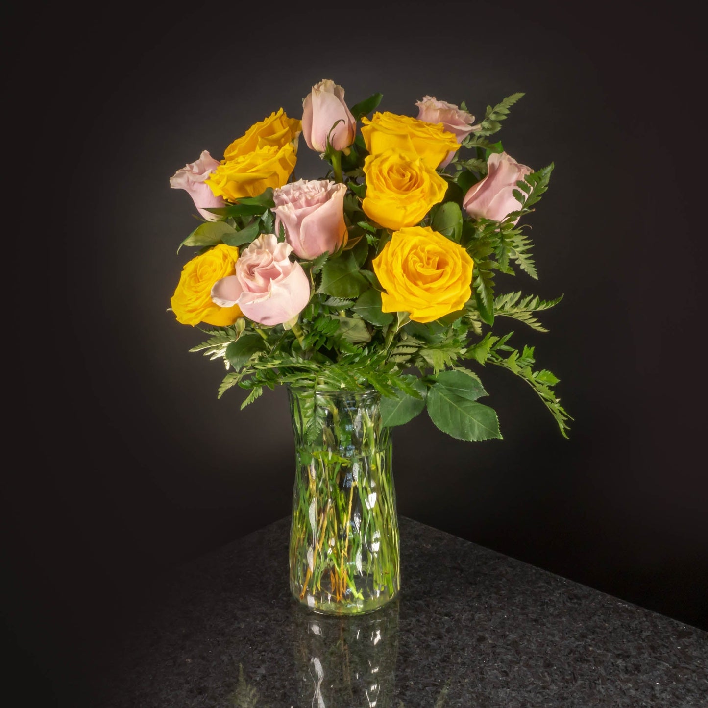12 Roses / Vase / Basic