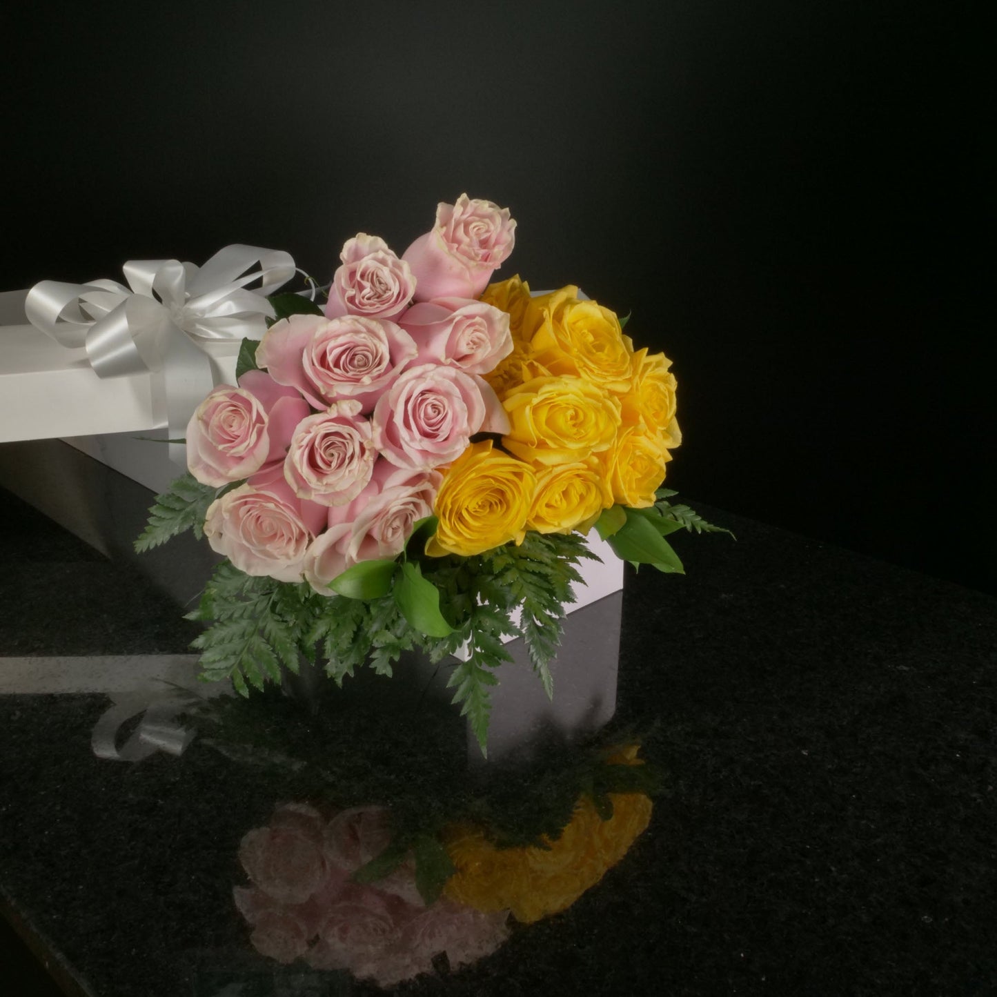 18 Roses / Boxed / Basic