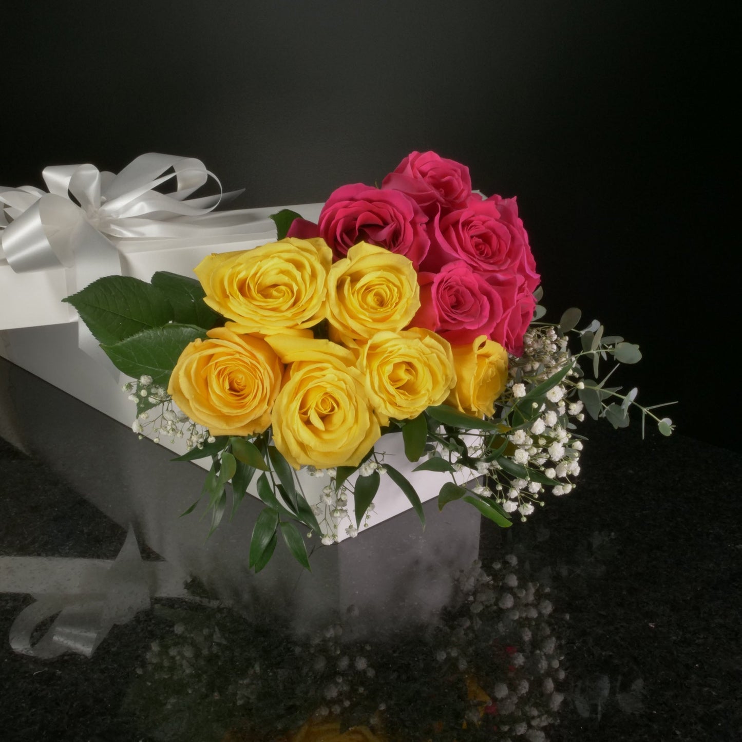 12 Roses / Boxed / Fancy