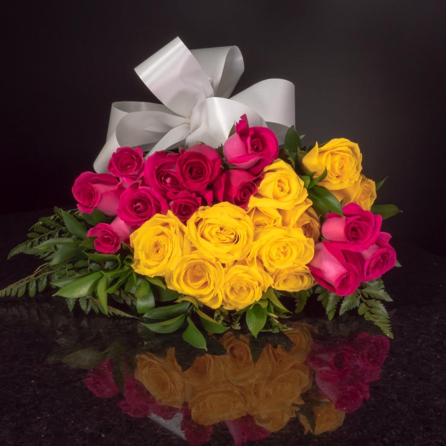 24 Roses / Hand-Tied / Basic