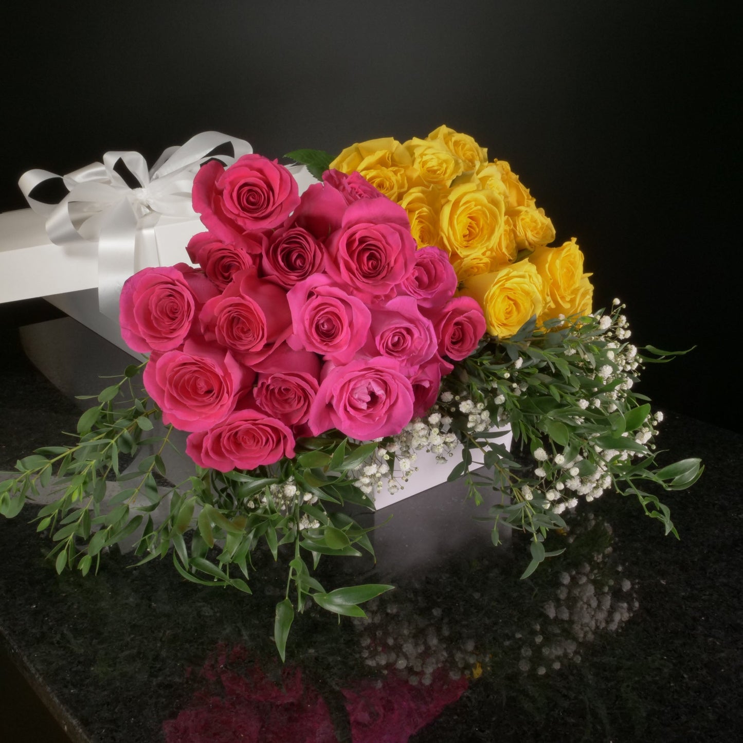 36 Roses / Boxed / Fancy