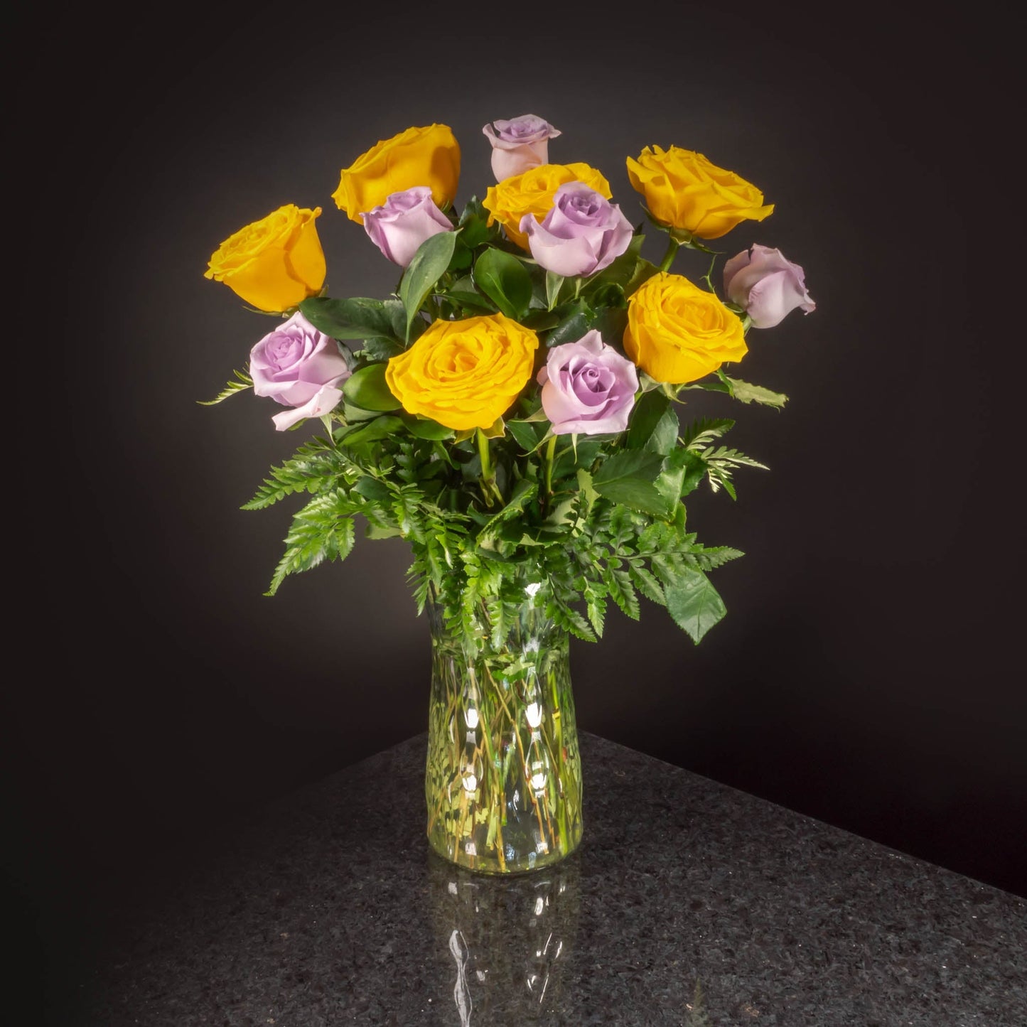12 Roses / Vase / Basic