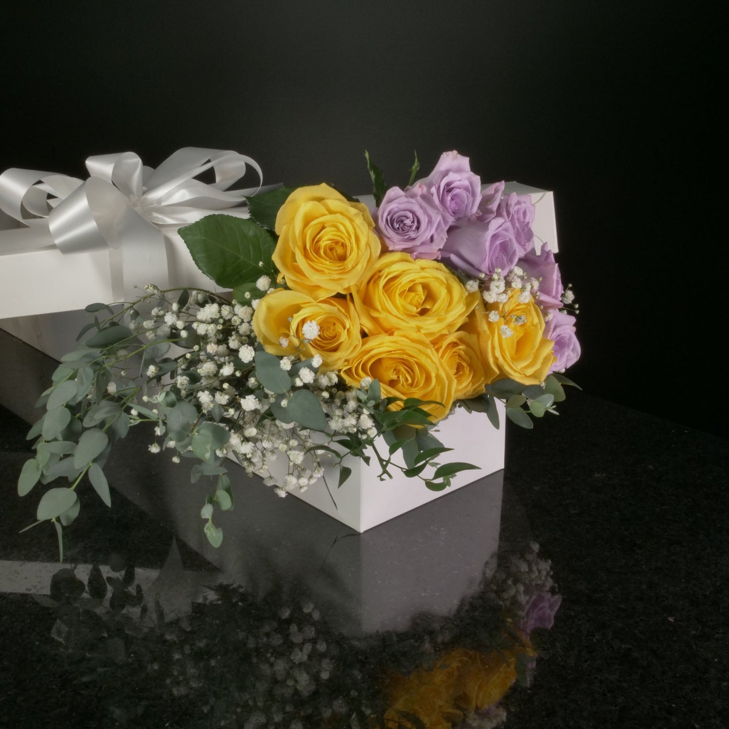 12 Roses / Boxed / Fancy