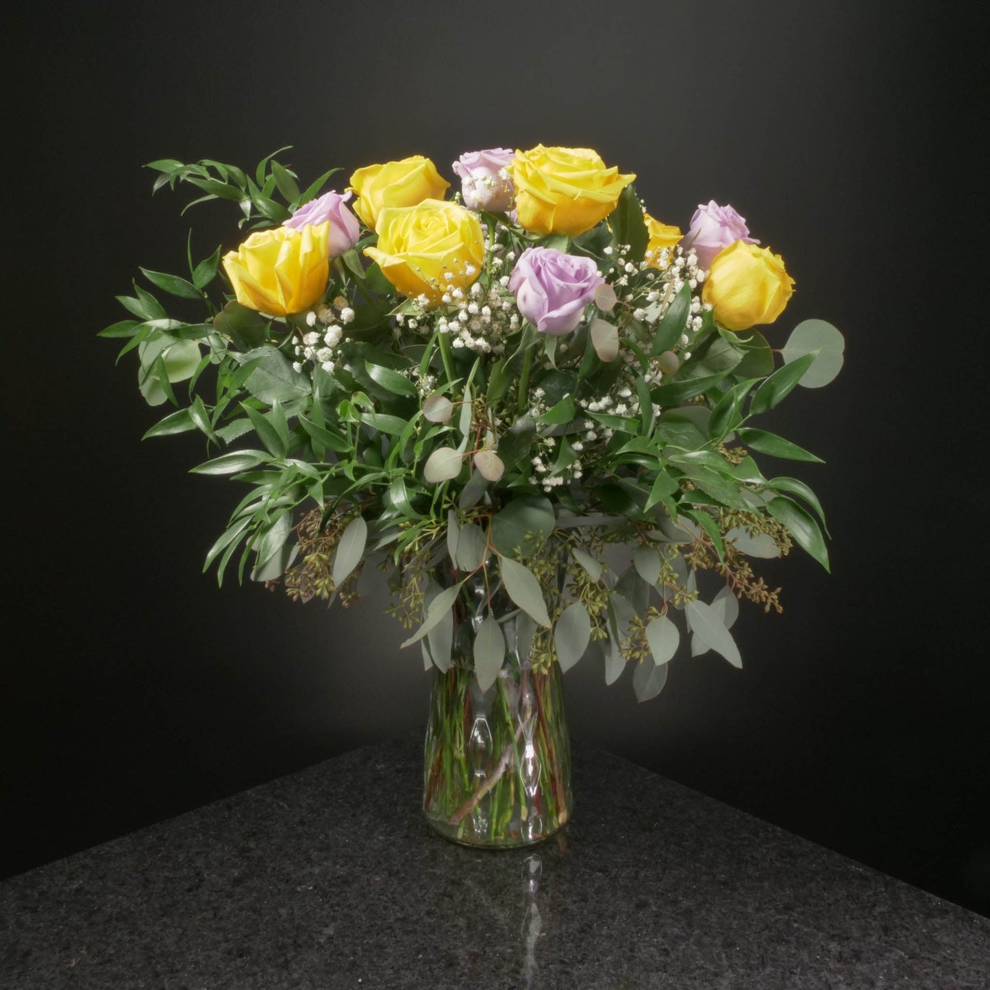 12 Roses / Vase / Fancy