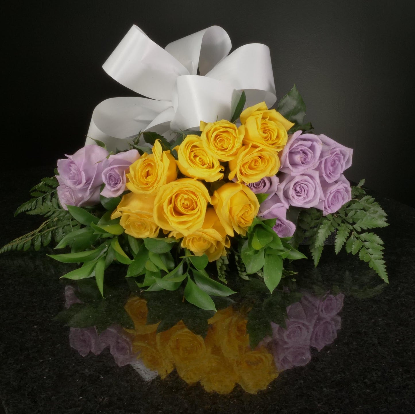 18 Roses / Hand-Tied / Basic