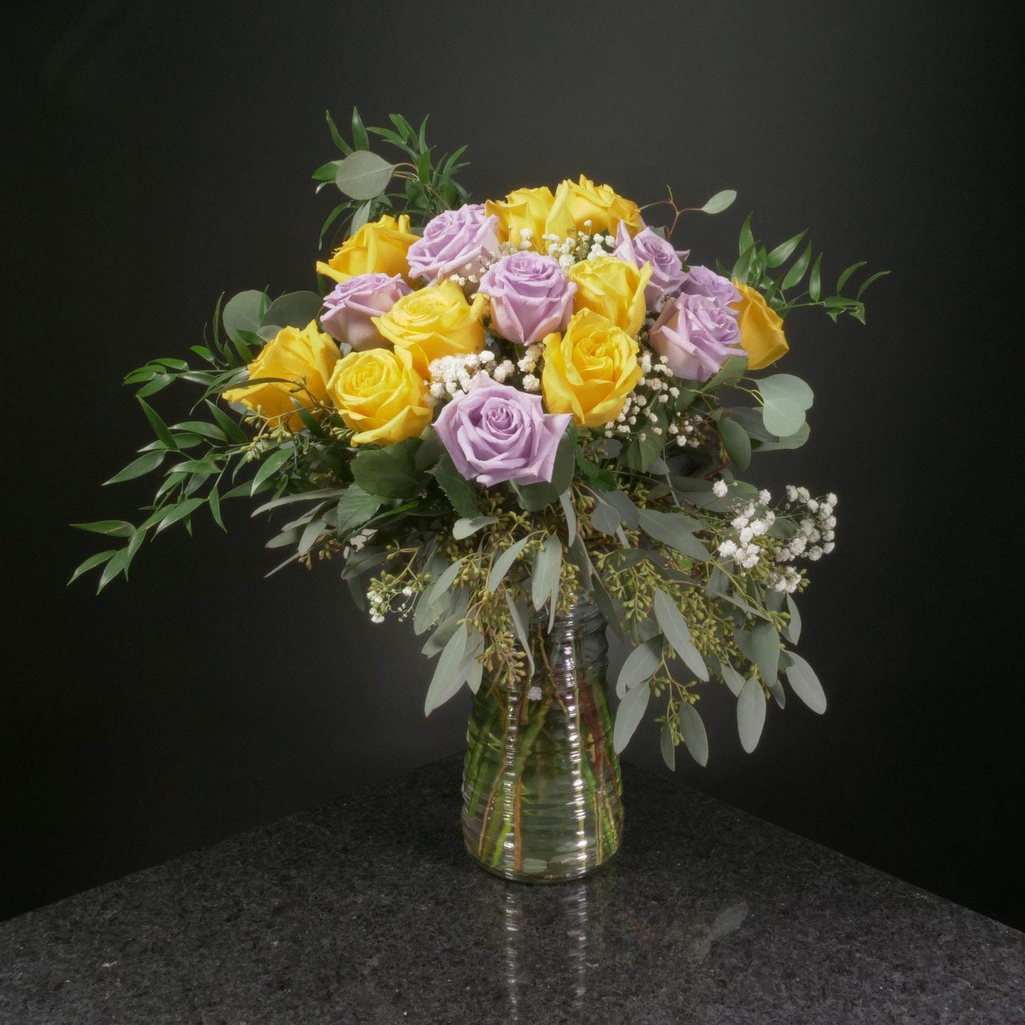 18 Roses / Vase / Fancy