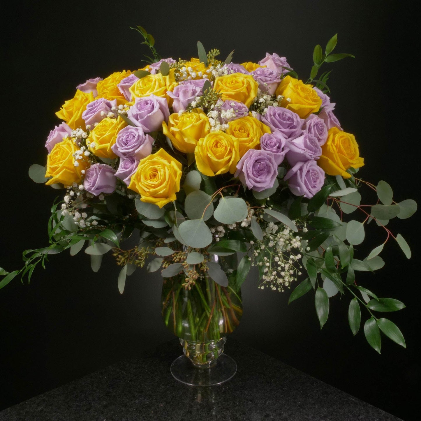 50 Roses / Vase / Fancy
