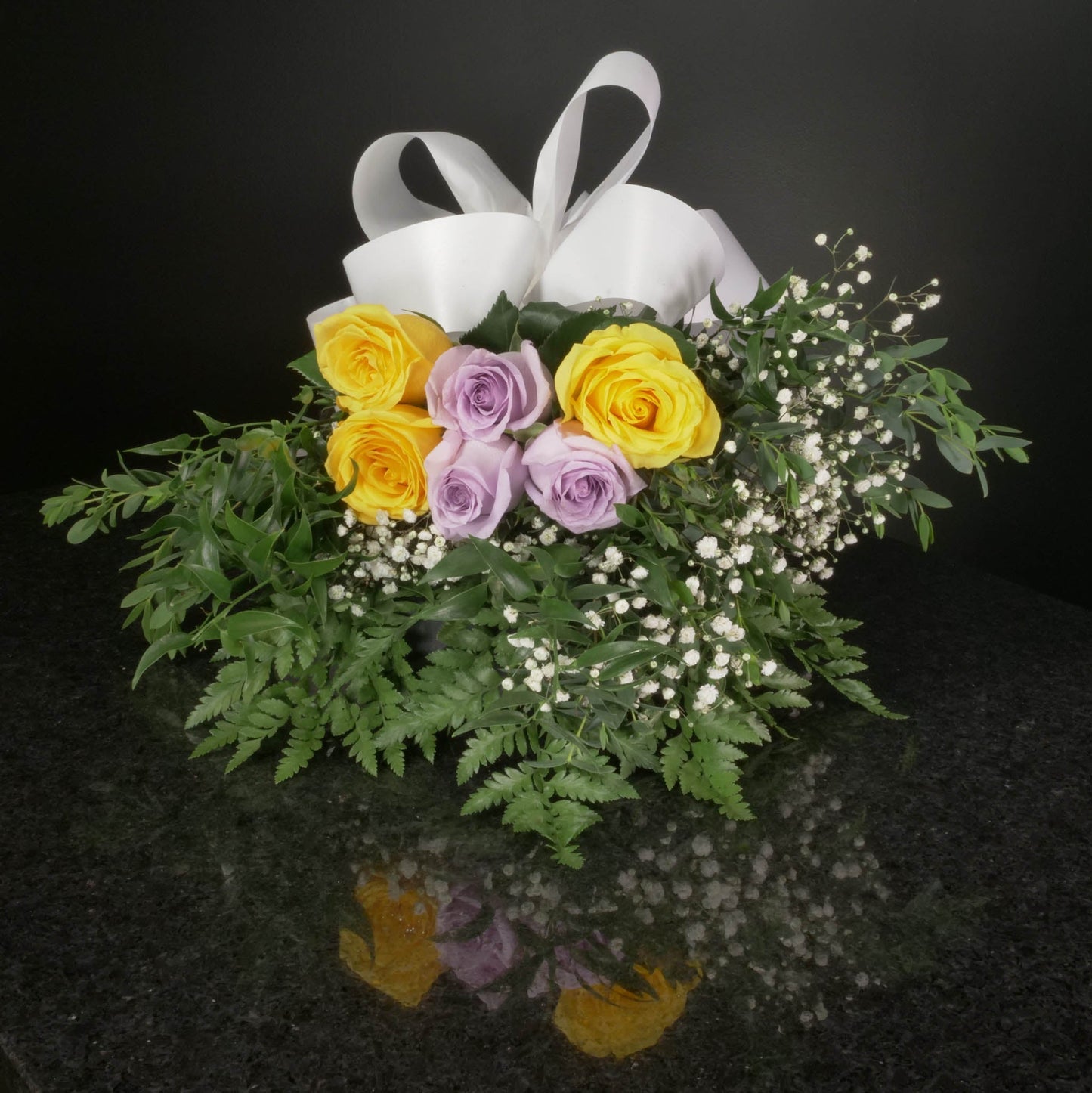 6 Roses / Hand-Tied / Fancy