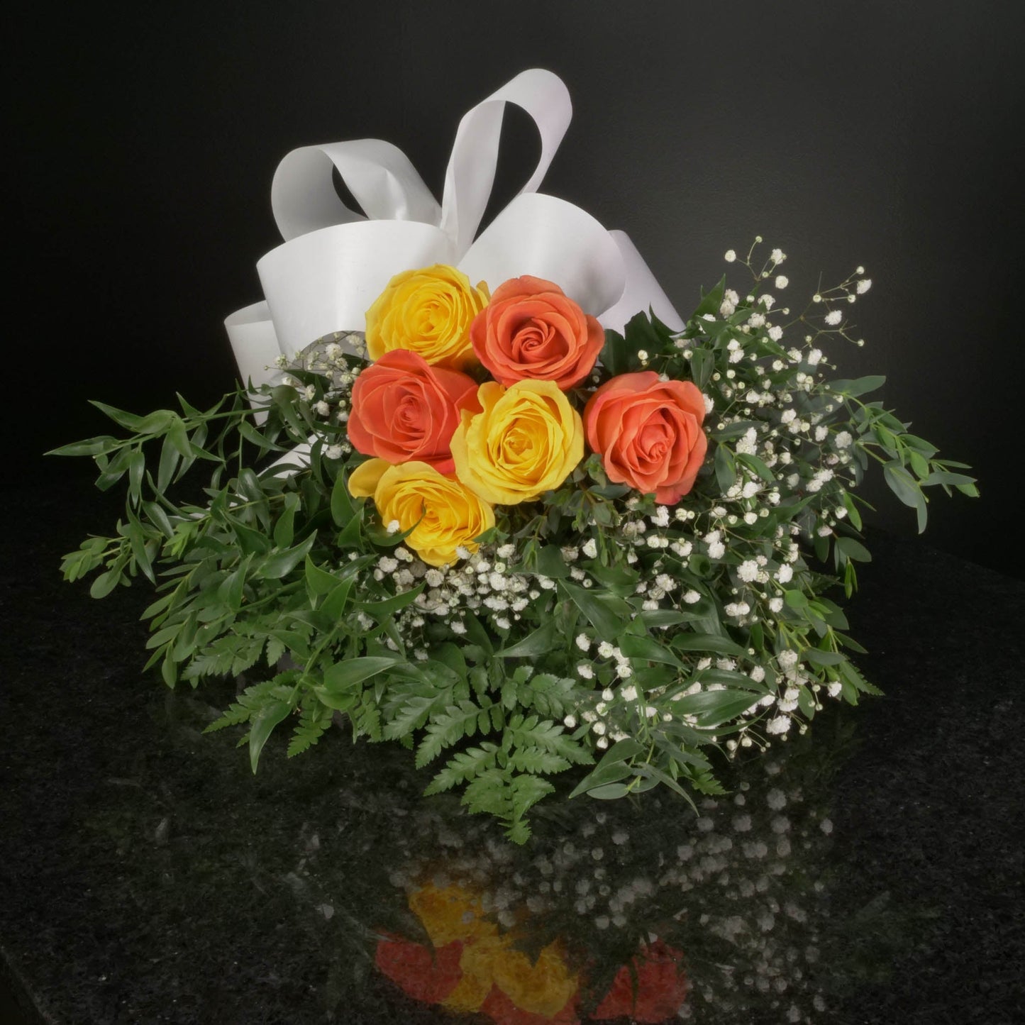 6 Roses / Hand-Tied / Fancy