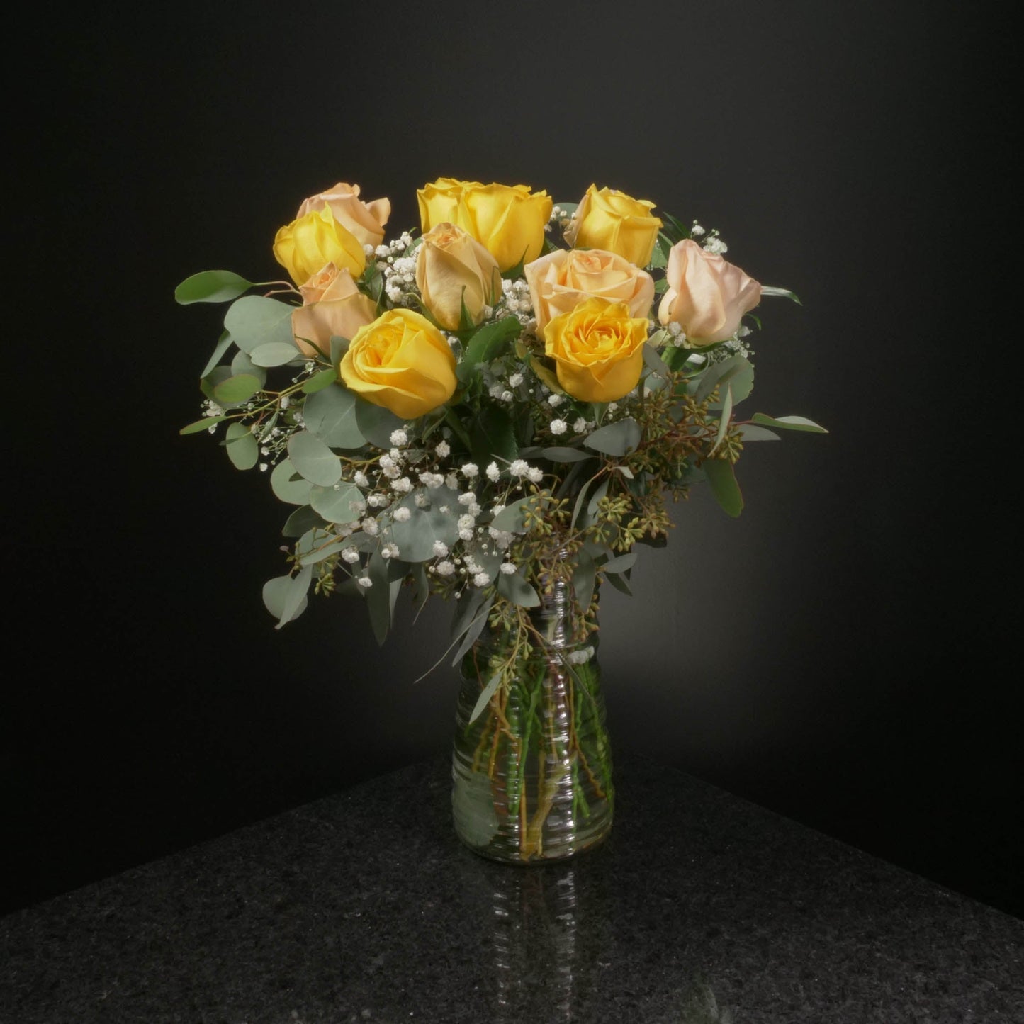 12 Roses / Vase / Fancy