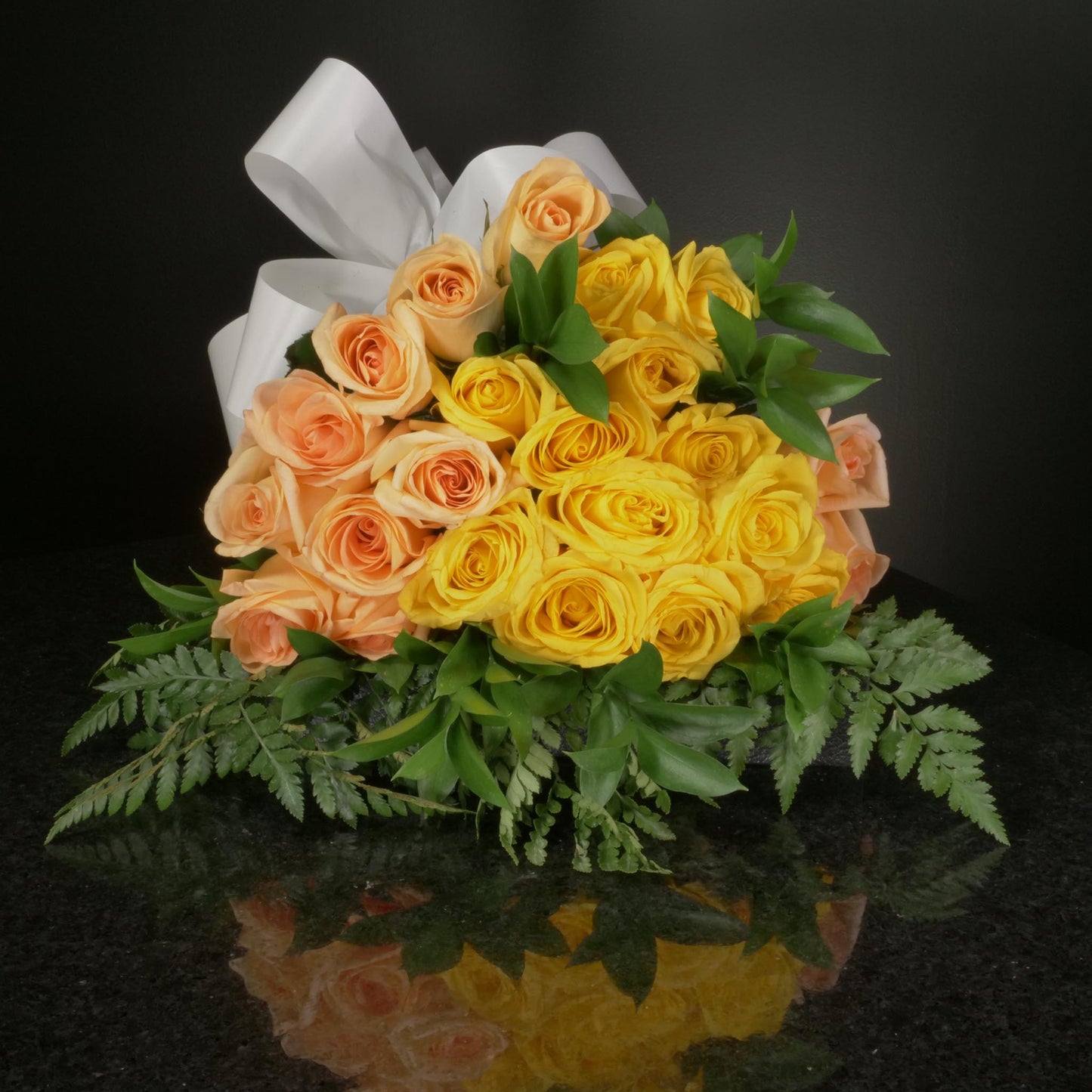 24 Roses / Hand-Tied / Basic