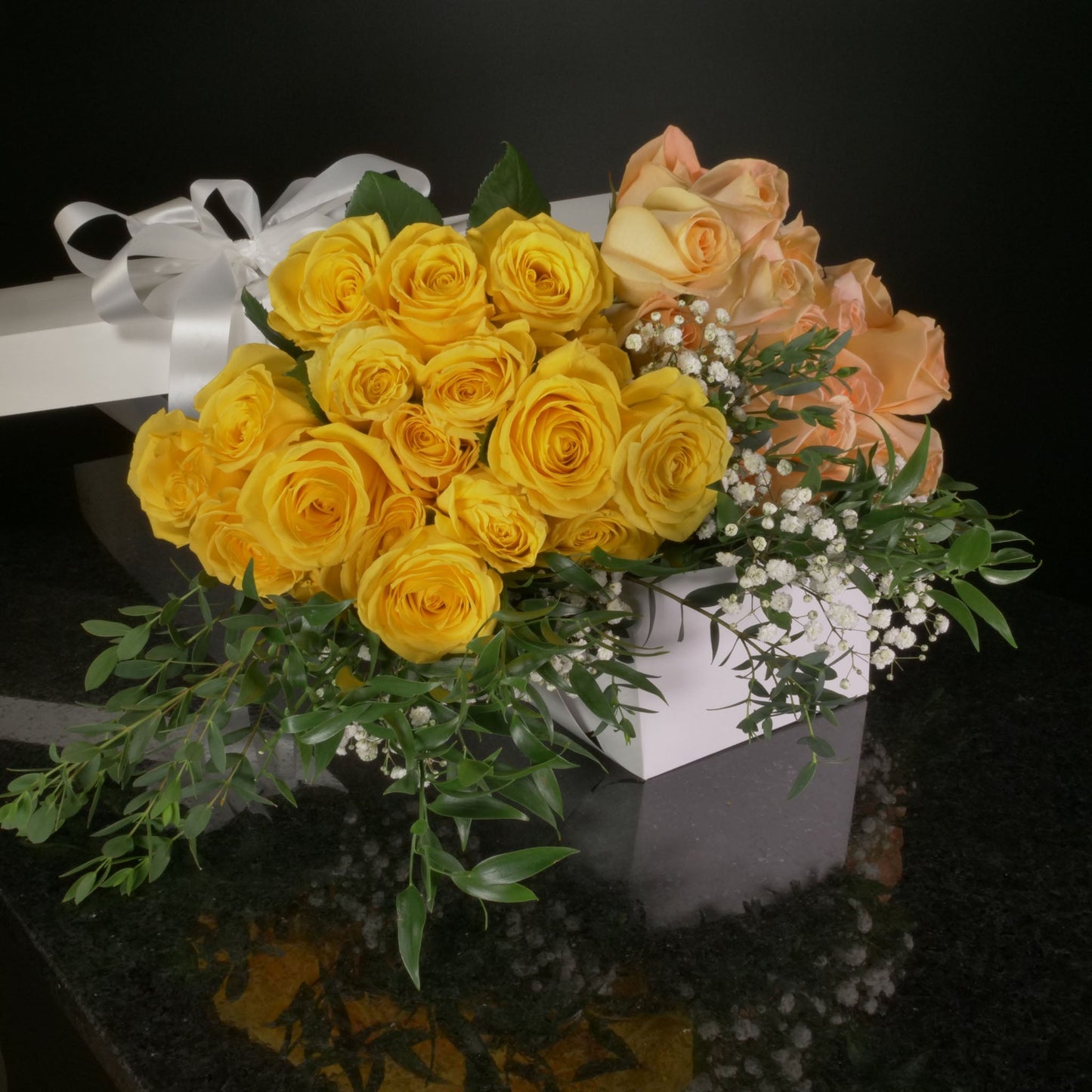 36 Roses / Boxed / Fancy