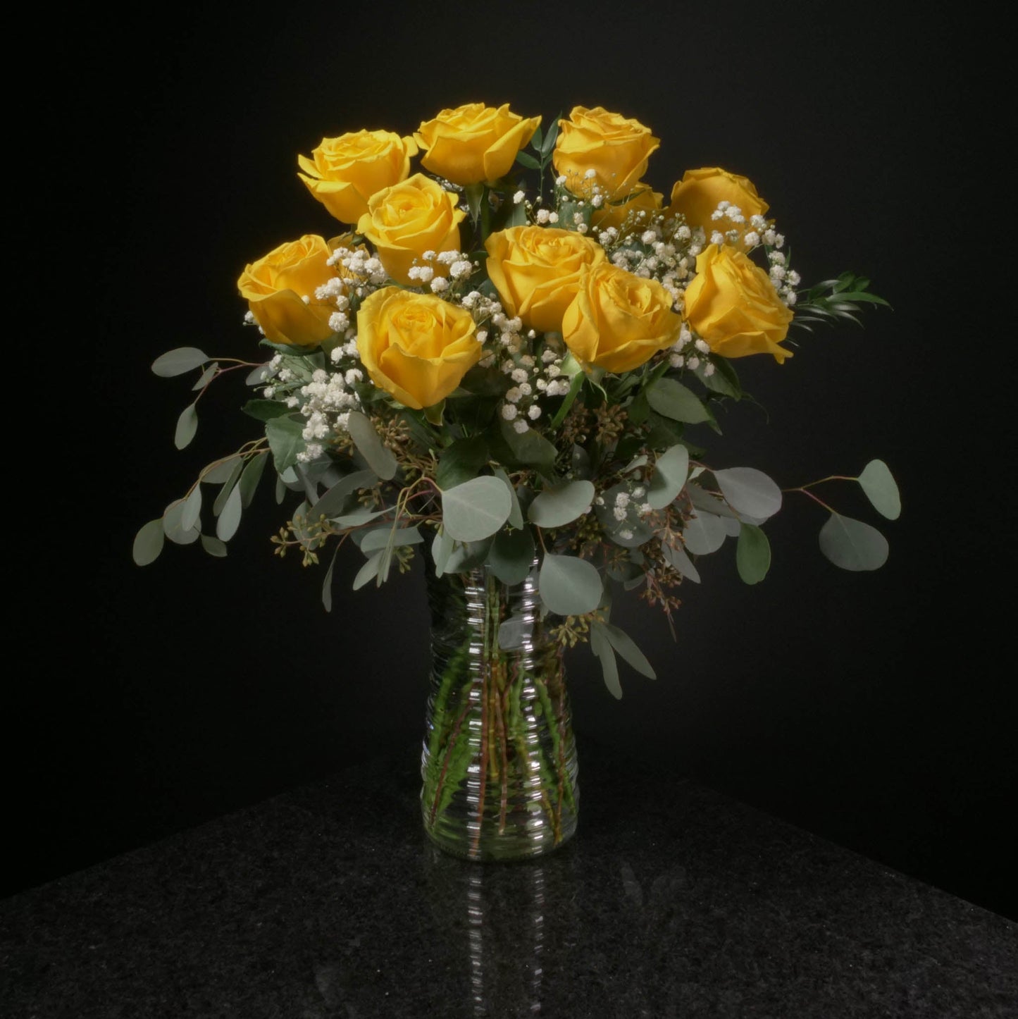 12 Roses / Vase / Fancy