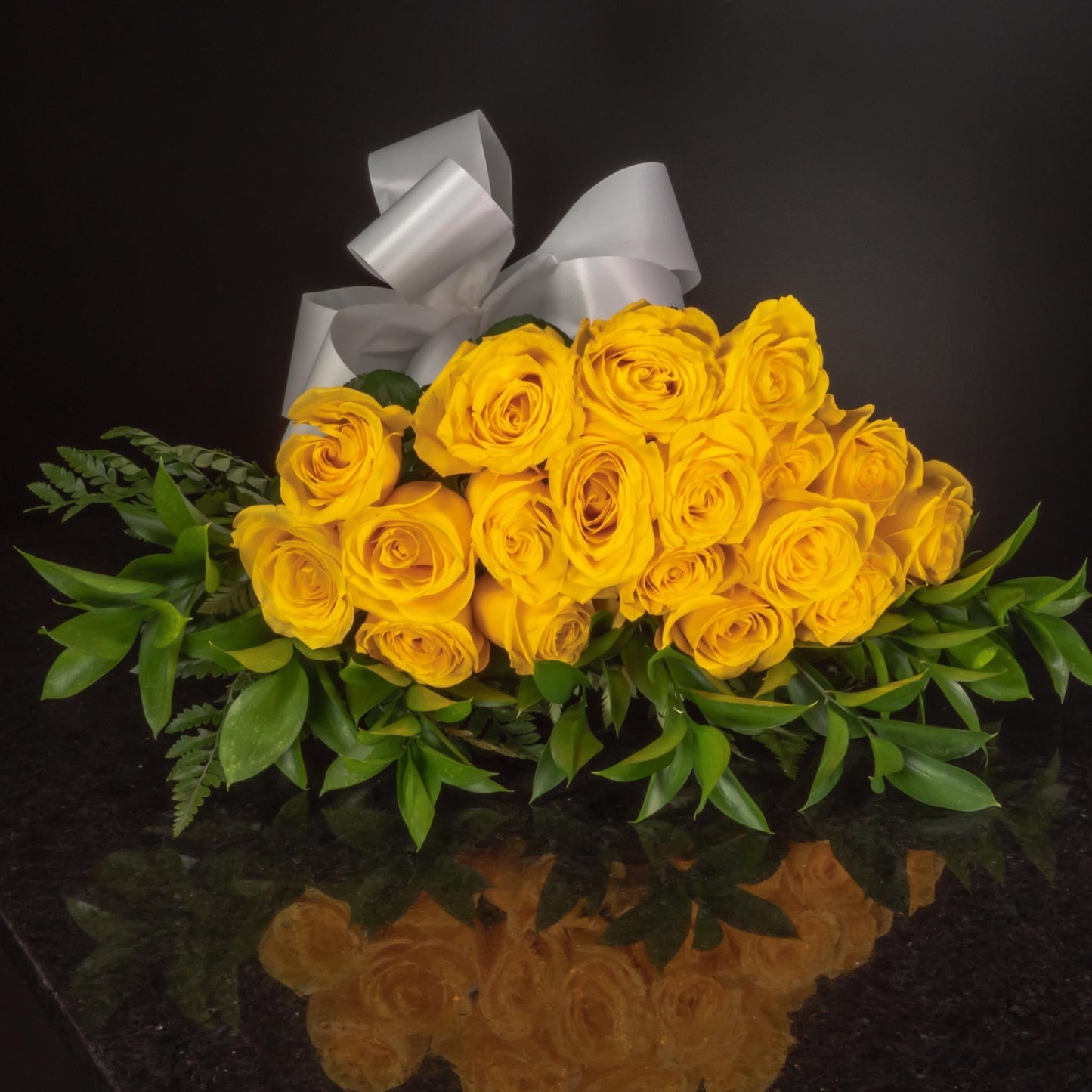 18 Roses / Hand-Tied / Basic