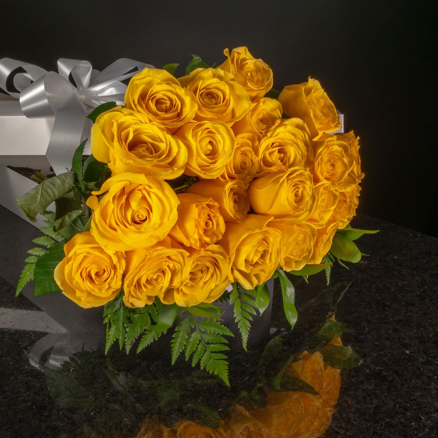 24 Roses / Boxed / Basic